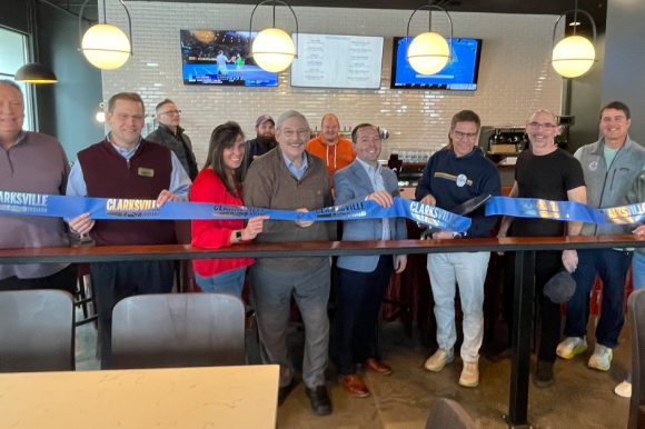 TEN20 Craft Brewery Celebrates Ribbon Cutting in South Clarksville