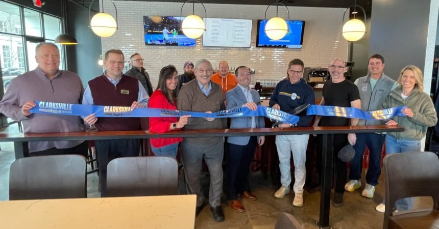 TEN20 Craft Brewery Celebrates Ribbon Cutting in South Clarksville