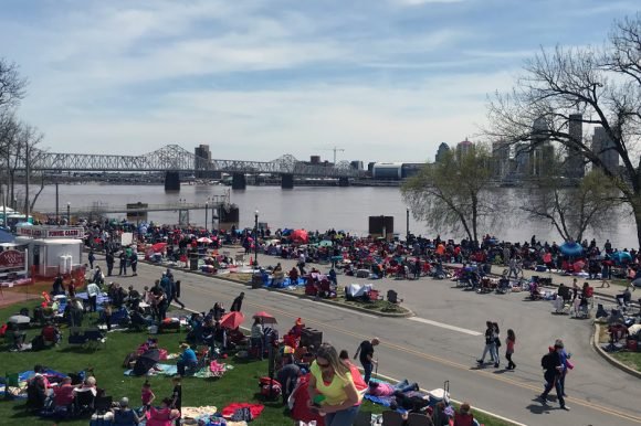Clarksville Makes Change to “Thunder Over Louisville” Pedestrian Traffic Plan