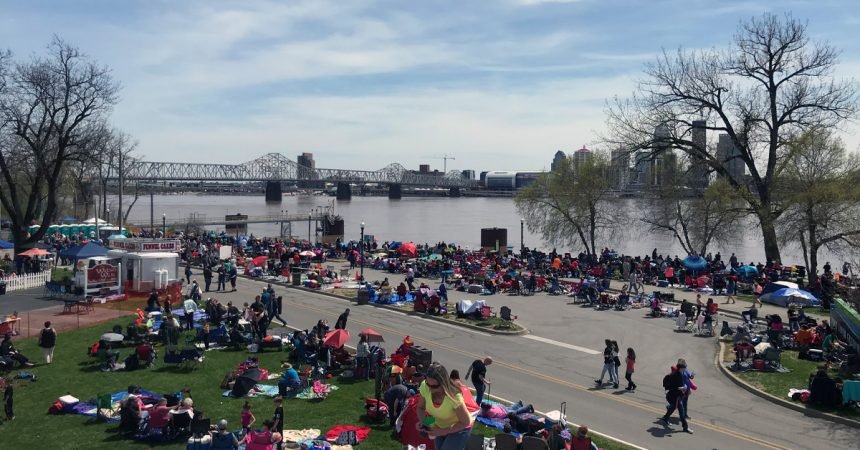 Clarksville Makes Change to “Thunder Over Louisville” Pedestrian Traffic Plan