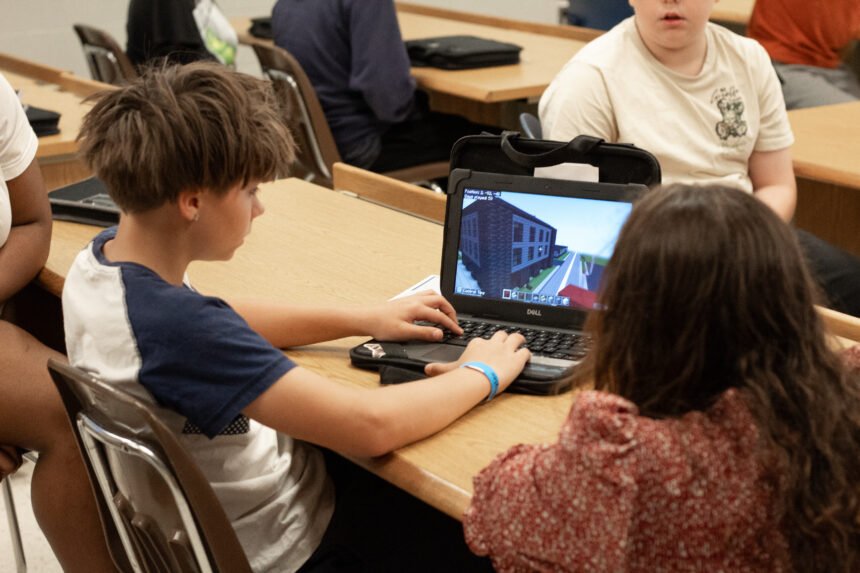Clarksville Middle School Students Help Shape the Future Using Minecraft